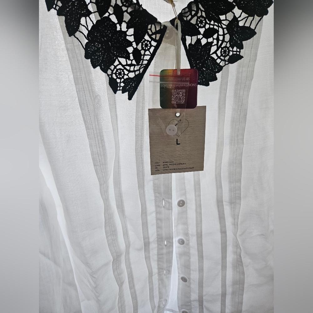 By Design Jaycee Lace Collar Button-Up Blouse Women L** - Picture 8 of 8